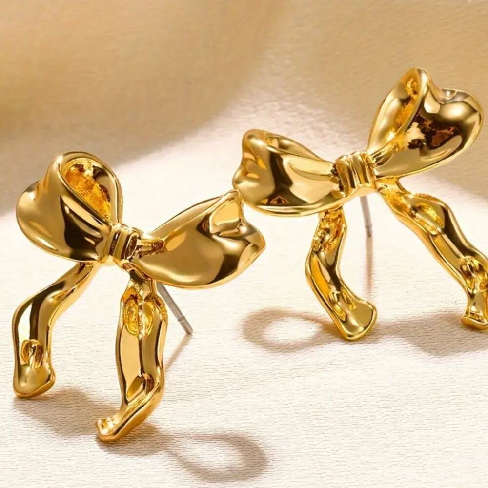Gold Bow Stud Earrings*